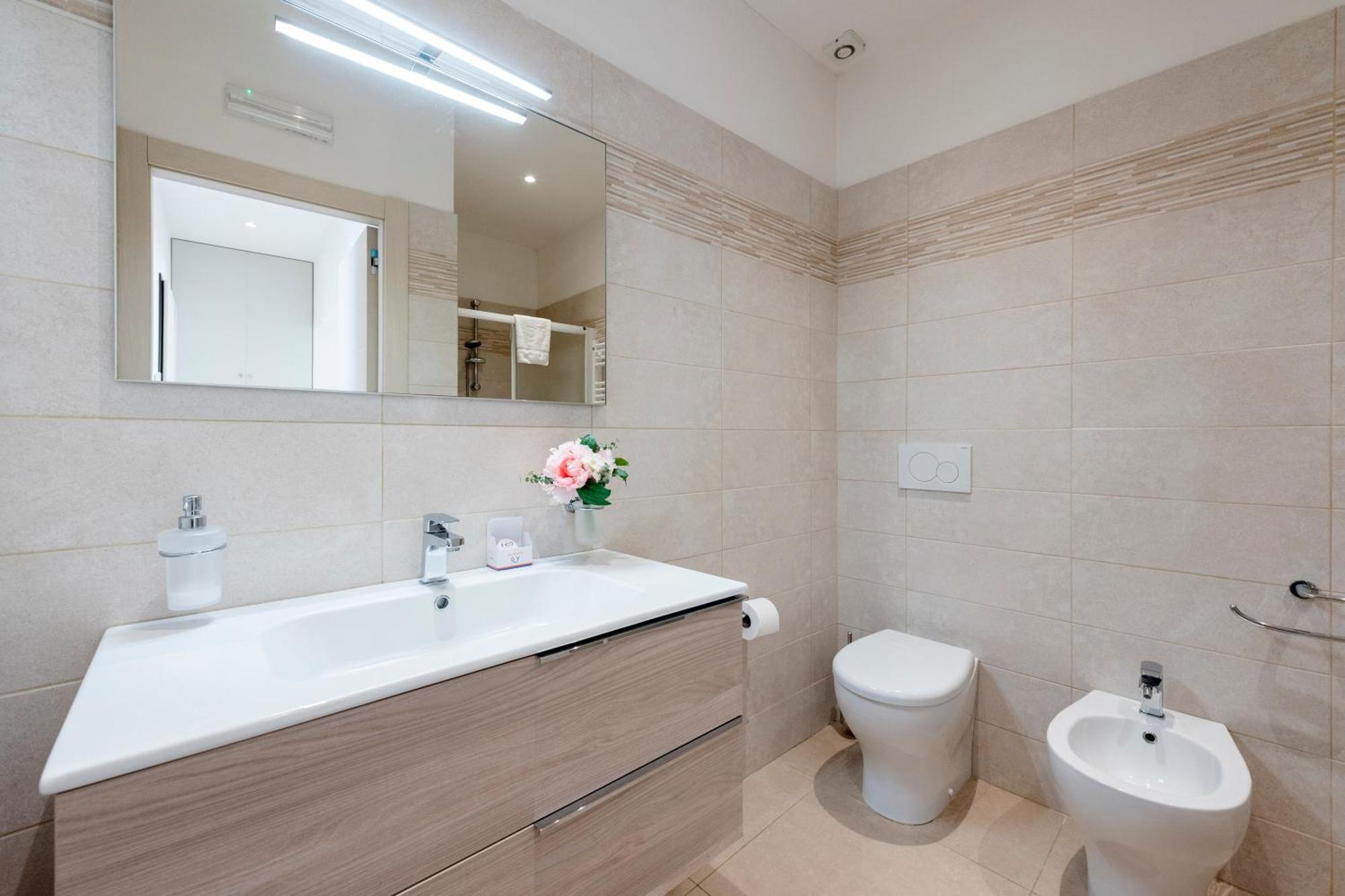La Suite 2 Ondina Viareggio 200M From Sea - Happy Rentals Luaran gambar