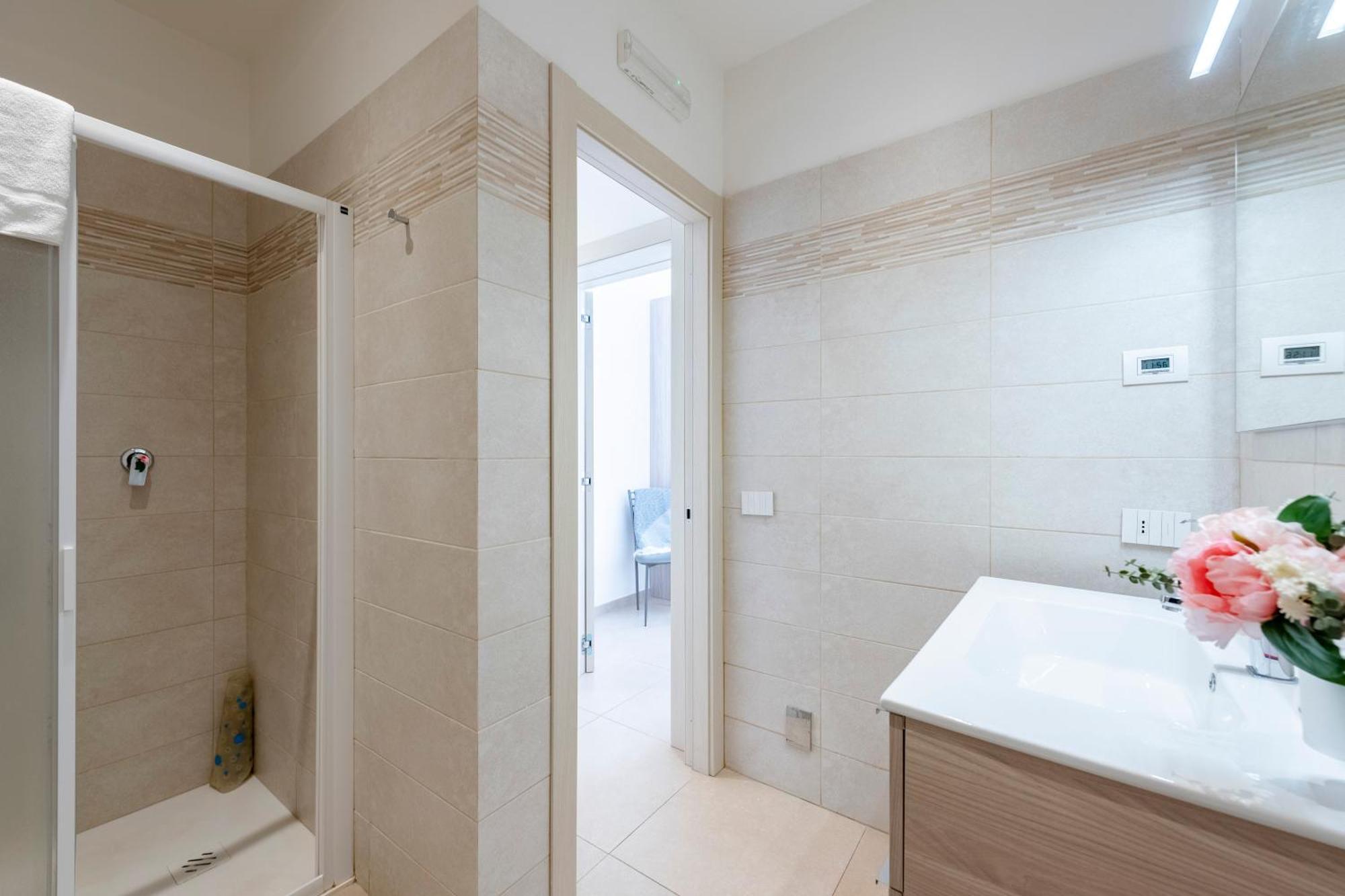 La Suite 2 Ondina Viareggio 200M From Sea - Happy Rentals Luaran gambar